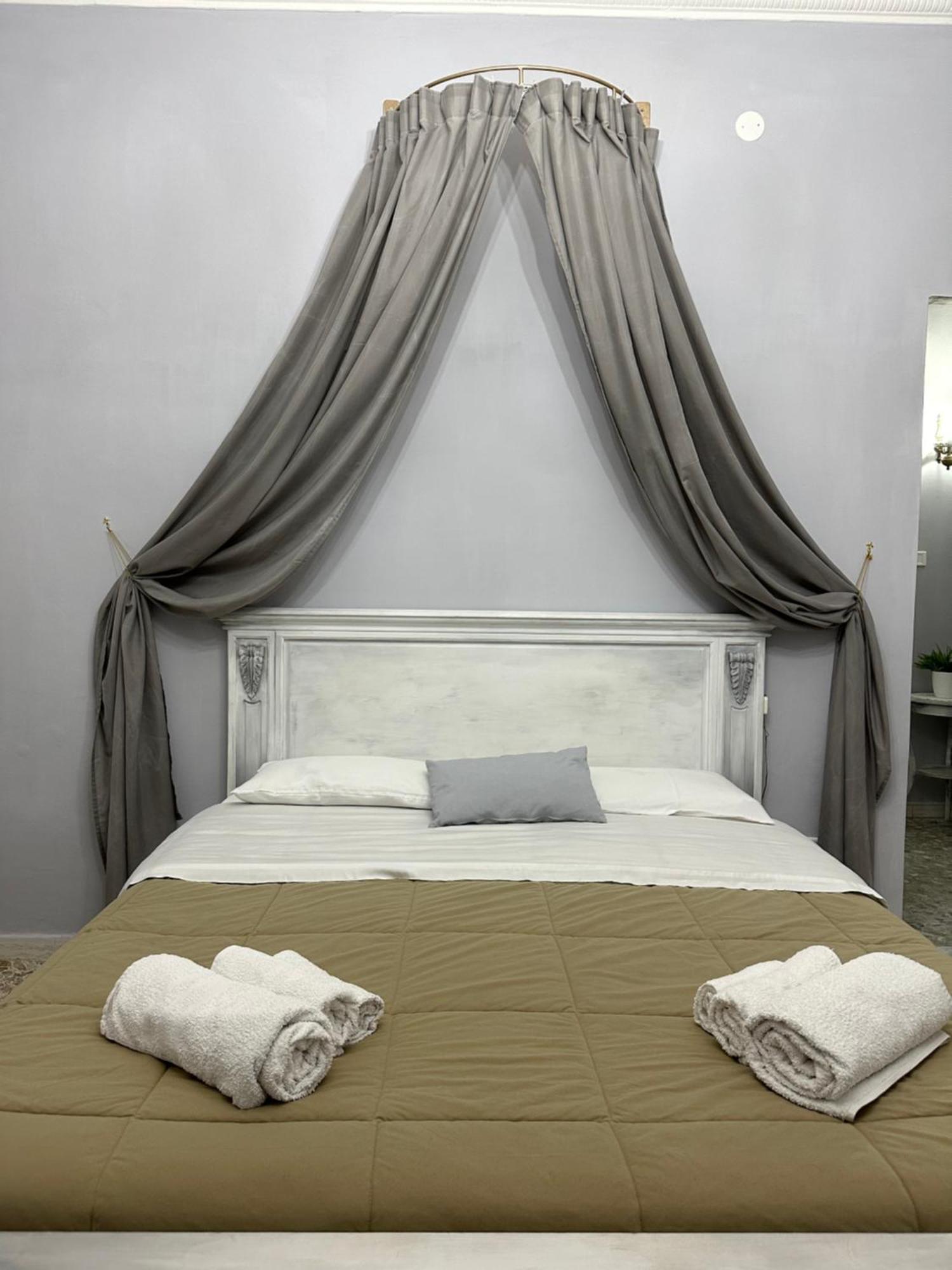 Le Reve Apartment Кастелламмаре-ди-Стабия Экстерьер фото