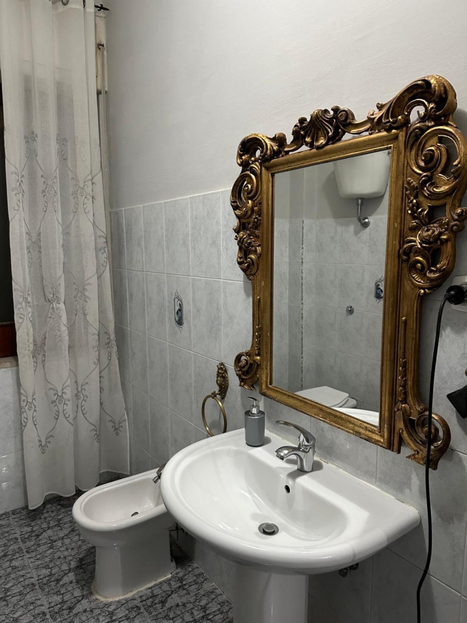 Le Reve Apartment Кастелламмаре-ди-Стабия Экстерьер фото